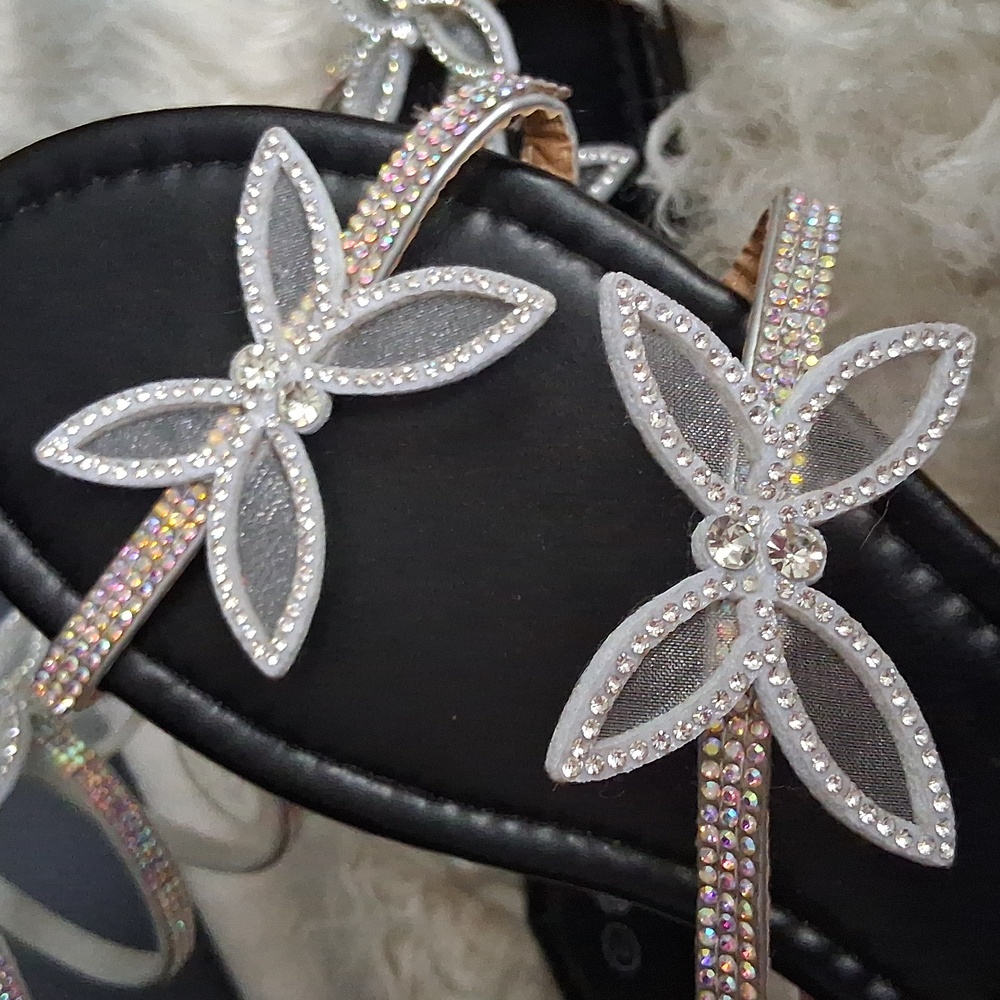 Rocawear Amazing Rhinstone Sandals - Picture 10 of 15